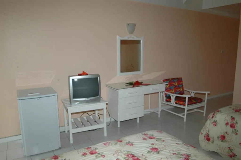 Our Past Time Hotel Negril Jamajka